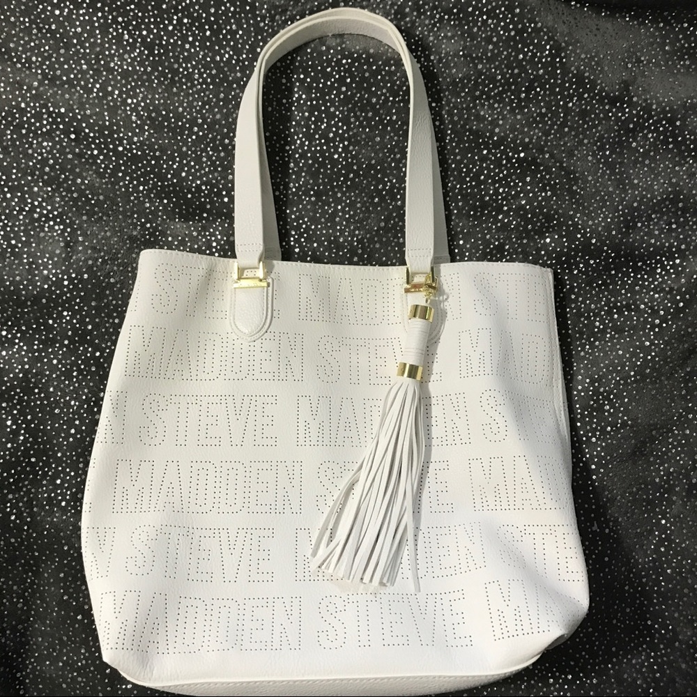 BRAND NEW Steve Madden BSaylor logo tote
